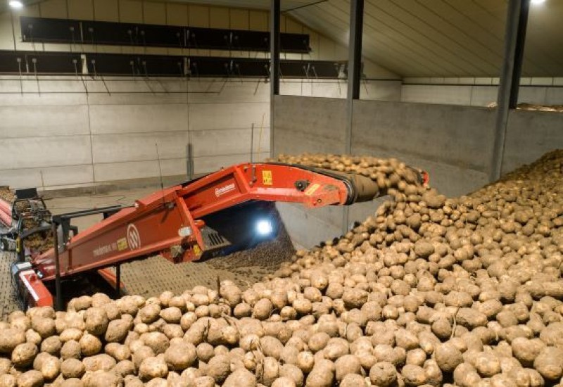 miedema-ml-1980-store-loader-1699267991k2xVZ.jpg