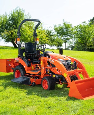 BX231_Grass_Frontloader_side101.jpg